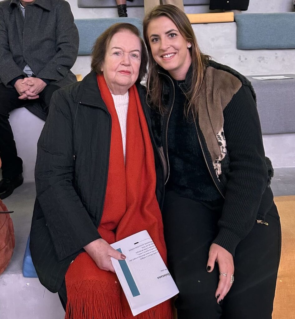 Francesca Marcílio e Prof. Margarida Kunsch no evento 55 anos do curso de relações públicas da UCS